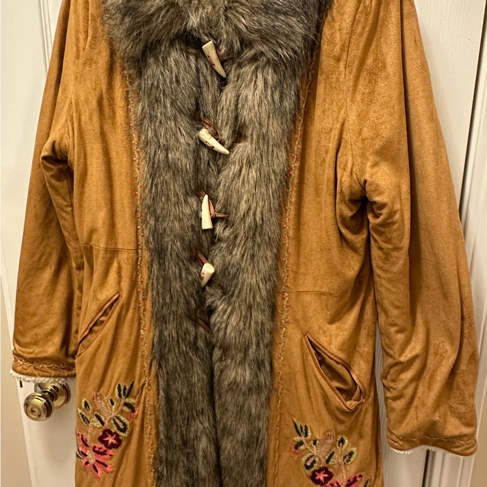 Vintage 90’s Faux Fur Embroidered Coat with Teddy lining.